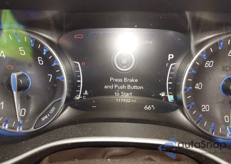 2020 Chrysler Pacifica Touring z USA, uszkodzony, nr VIN 2C4RC1FGXLR185354